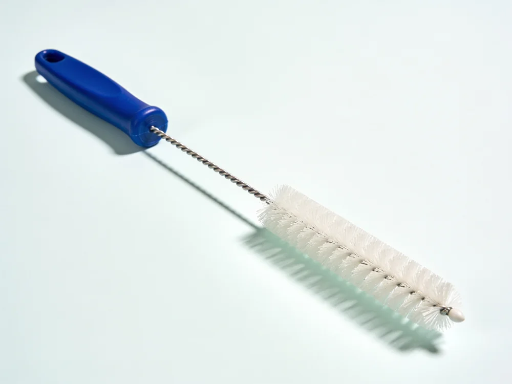 Bottle brush — Stainless twisted-wire stem; polypropylene grip; soft nylon bristles